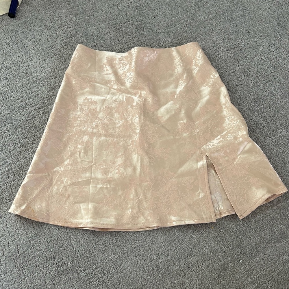 Princess Polly satiny skirt